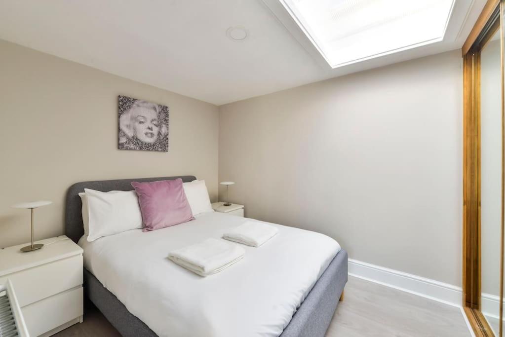 George IV Bridge - Superbly Located 3 Bedroom! Эдинбург Экстерьер фото